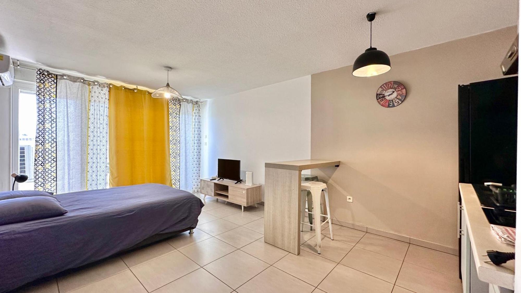 Studio Cosy Tout Equipe - Idealement Situe Сен-Дени Экстерьер фото